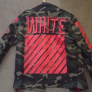 BRAND NEW OFF WHITE CAMO JACKET Size Medium